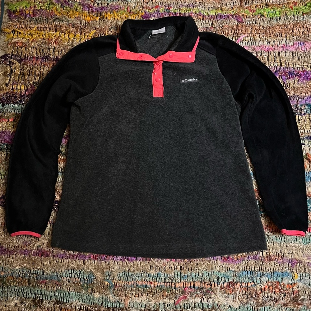 Columbia Black and Coral Fleece Pullover